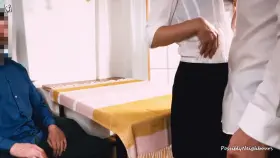 Eating Cum From Boss On Wifes Pussy