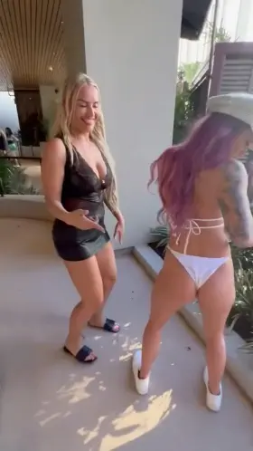 Making pool parties a lil more fun 😉