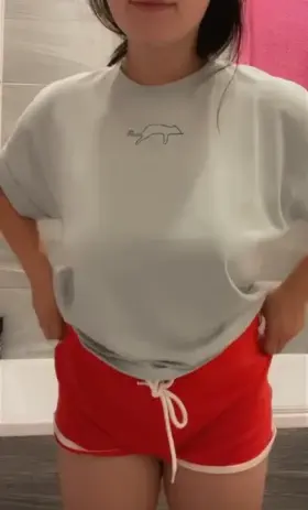 Im 5’0 cutie with big tits, am I your type? [drop]