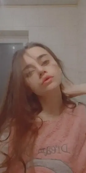 Hi baby, do you want me to tell you all my secrets? 😈