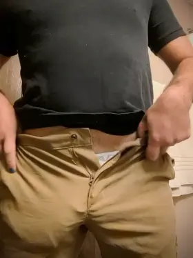 (36) Who wants Daddy to breed them before work?