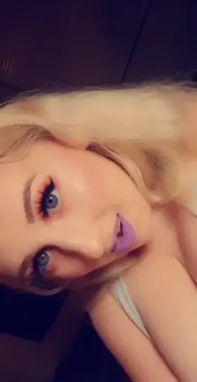 Will you throat fuck me?😍