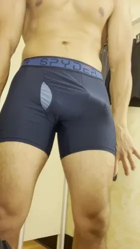 Making videos in the fitting room is the best