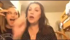 Mother Flashes her Livestream instead of her Daughter Flashing (Milf)