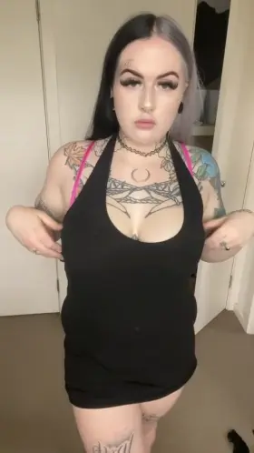 Thinking dirty thoughts right now 🥵 Go and check my profile if you want to see me fully naked 😇