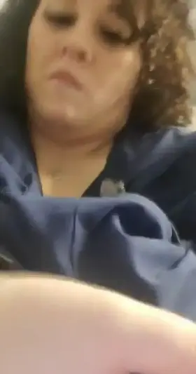 I'ma make him eat me out while I'm watchin' anime