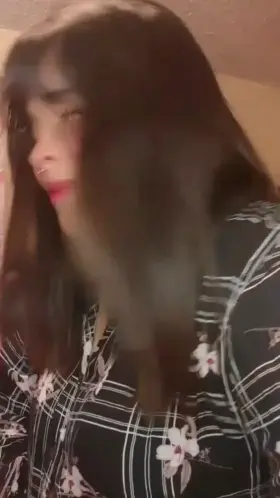 [SELLING] I’m SelIing Sexting Sessions, Videocalls, Custom Videos, Dropbox, Girlfriend Experience & many more, my Snapchat: Snowflake.235 and my Kik: Snowflake.235