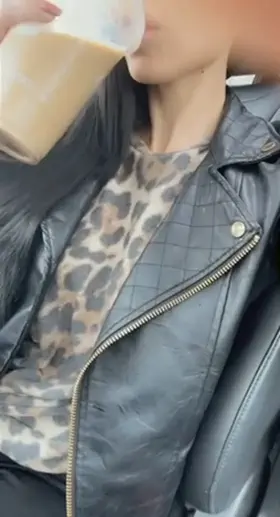 [r/MissLexa] Titty Flashing In Her Car