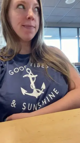 This is what you’re supposed to do in Dairy Queen, yes? Just need to collect my crown! [GIF]