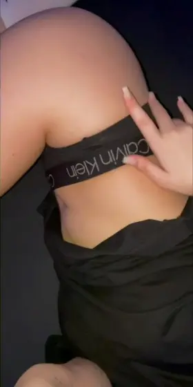 would you rip my shirt off?😈😍 https://onlyfans.com/alexxxxiastic