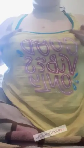 🔥 Thirsty Thursday 🔥 [OC] [F] [GIF]