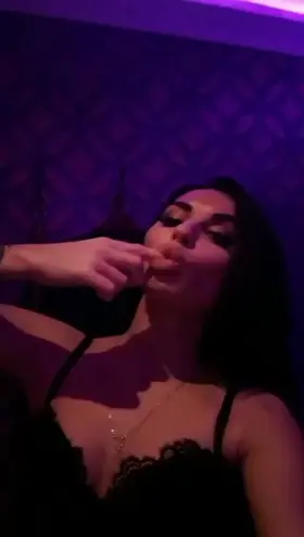 catch tits milfs [reveal]