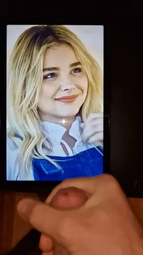 Chloe Grace Moretz cum tribute