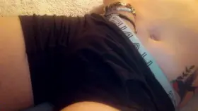 sleepy & horny as heck.. does anyone wanna come play with me?