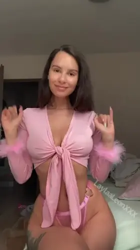 Hearts in your eyes?! 💕 [F]