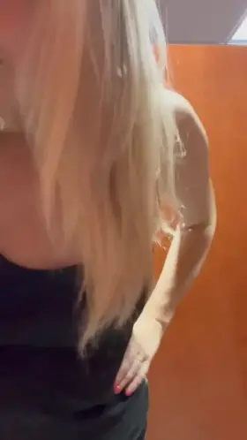 Successful professional by day, naughty goddess by night! I respond to all messages, love seeing your naughty photos and creating custom content.