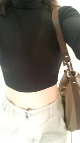 [F]un braless day at the mall