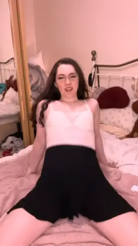 Do you think I'm pretty??😘