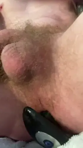 Vibrating thursting plug