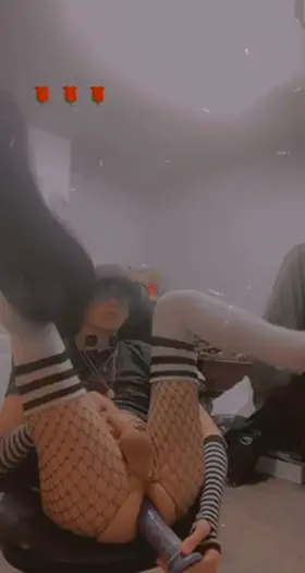 I had a little bit of fun tonight 🖤🖤🖤