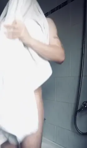 Do ladies prefer, 1-showers or growers? 2-showers or baths?