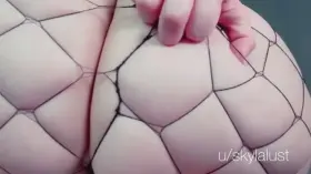 anyone here want to rip open my other pair of fishnets?