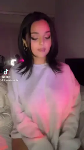 did you expect these to be on a petite 19 year old? 🙈 (oc)