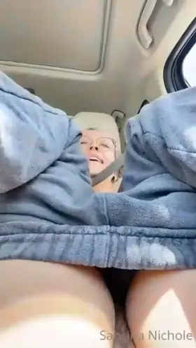 TITS👅 TEEN TWERKING IN PUBLIC⚡️ GET IT IN COMMENT❤️❤️