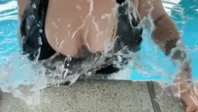 Wanna see this with naked boobs? 😈 Or so much more hot content? German BBW!🔥Weekly Content! Over 200 posts! NO PAY PER VIEW! Link to my Onlyfans pinned on my page! 💋