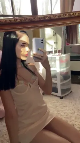 i'll wear the dress, & you can wear me😌