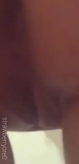 you just love mommies view from behind ;)