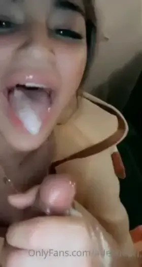 Cumslut didn't wanna waste it..put a smile on her face