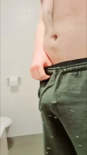 Love these joggers, such easy access... 😉