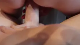 The way my creamy squirt drips down his shaft 😲