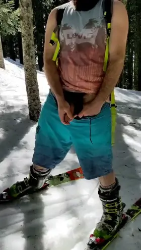 Looking for more friends to ski with, any takers?