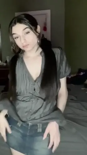 This outfits cute but I think it looks better stripped 💝