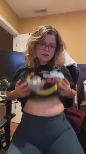 Let me drop these on your face 🤤