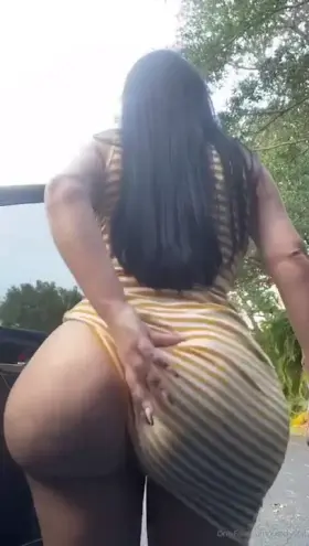 😈Hot girl playing with her Big ass and dildo in public area🍑 FREE CONTENT▶️ https://link-to.net/161228/Lc22 ◀️
