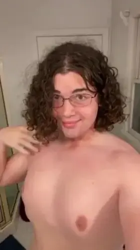 I can’t stop watching hung daddy porn 😅