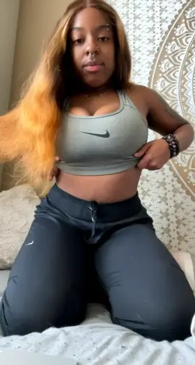 who wants some chocolate? 🥰