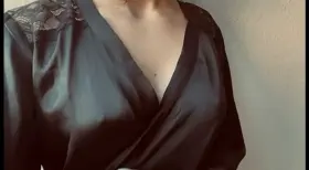 can I be your independent gift? (f)