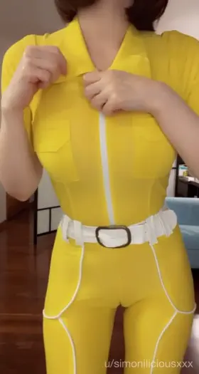 I was invited to Mexico by a friend but I really wasn’t interested. I was about to say no when my mom said she’d always wanted to go but the tickets were already booked. Although she had a solution to that too, we drove over to the swap clinic and two days later she’s partying in Mexico in my body!