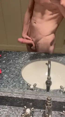 A thick dick and some beautiful abs 😉