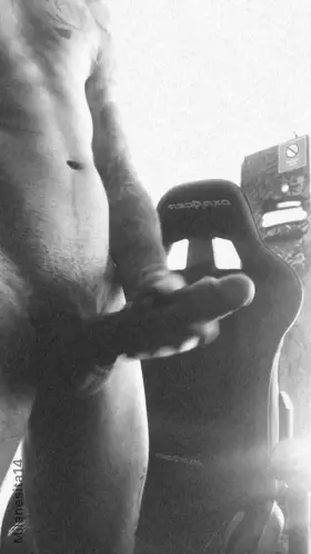 Would you take care of my morning wood? 😇