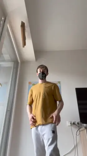 can you see the cum on my cock?