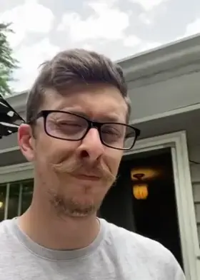 WCGW getting close to the bee.