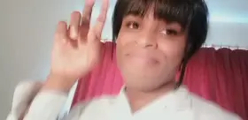 Schoolgirl with a little extra something✌🏾