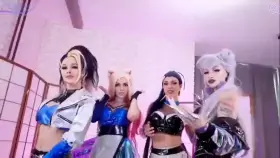 K DA girls (Octokuro Leah siasiberia purple bitch) [league of legends]
