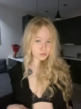 you want to see me playing with your ass, let's make it!