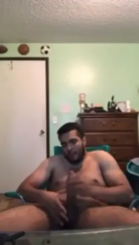 Make yourself useful and get down on your knees for daddys latino cock! [OC]